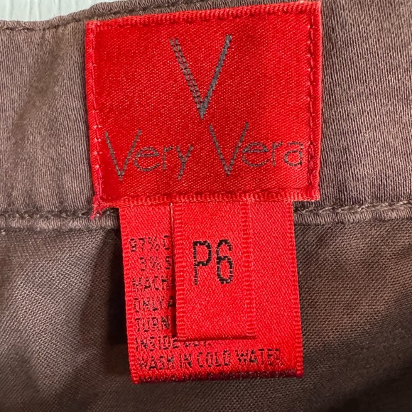 4/$24 Very Vera Embroidered Brown Capris Pants - Picture 7 of 7